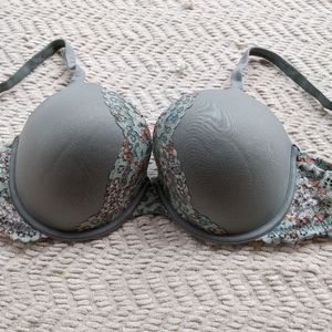 Victoria's Secret Lace Perfect Shape Bra 36DD
